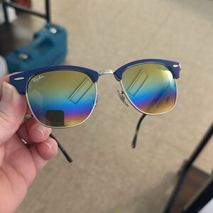 🕶️ Ray-Ban Clubmaster (RB-3016) Violet with Gradient Flash